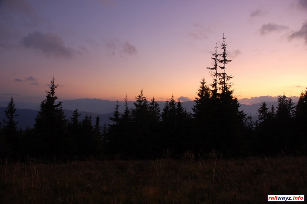 Закат над горами