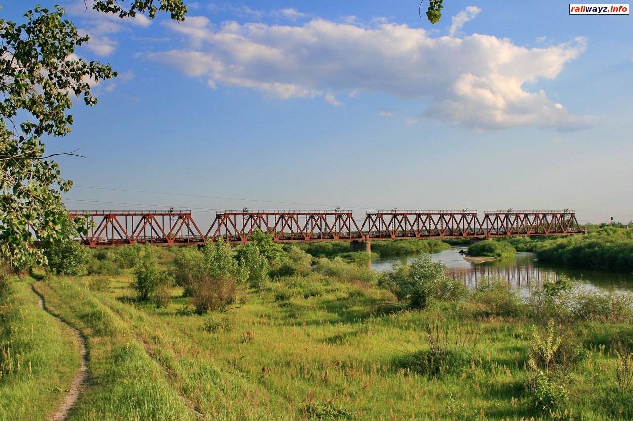 Мост через реку Случь на перегоне Милячи - Дубровица