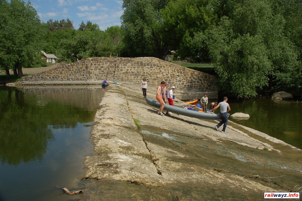 Обнос плотины Брацлавской ГЭС