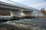 Порог под мостом в Воропаево