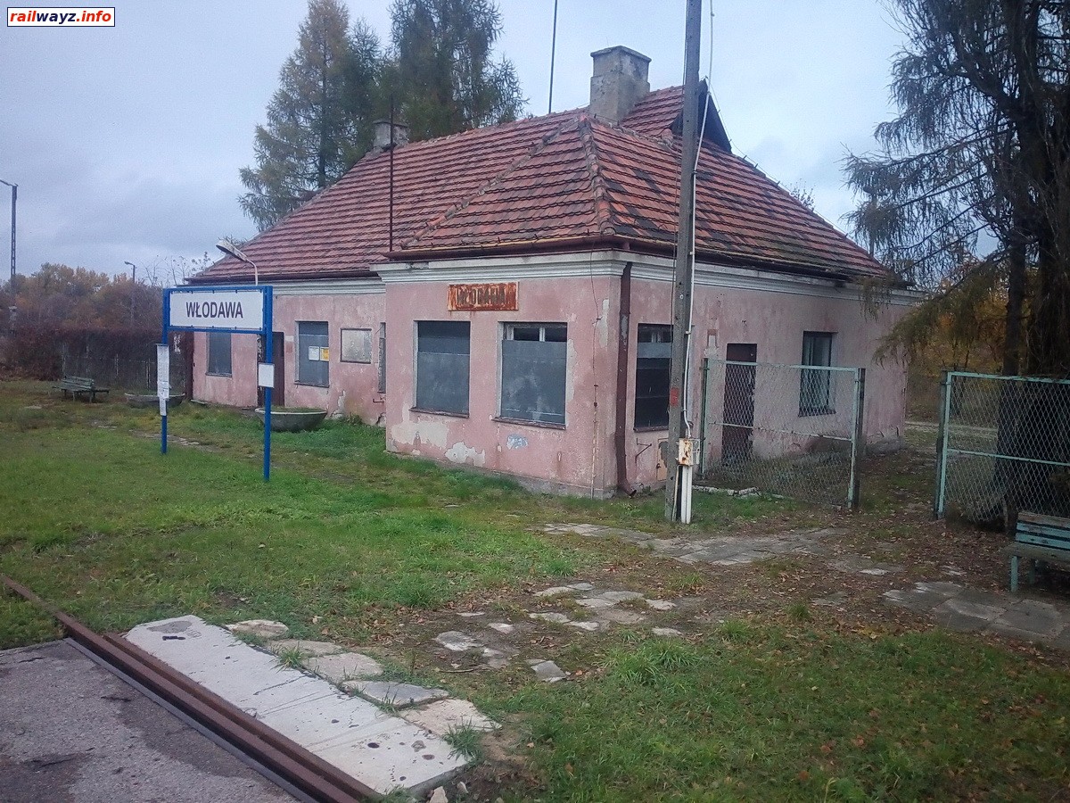 Станция Włodawa - Здание станции