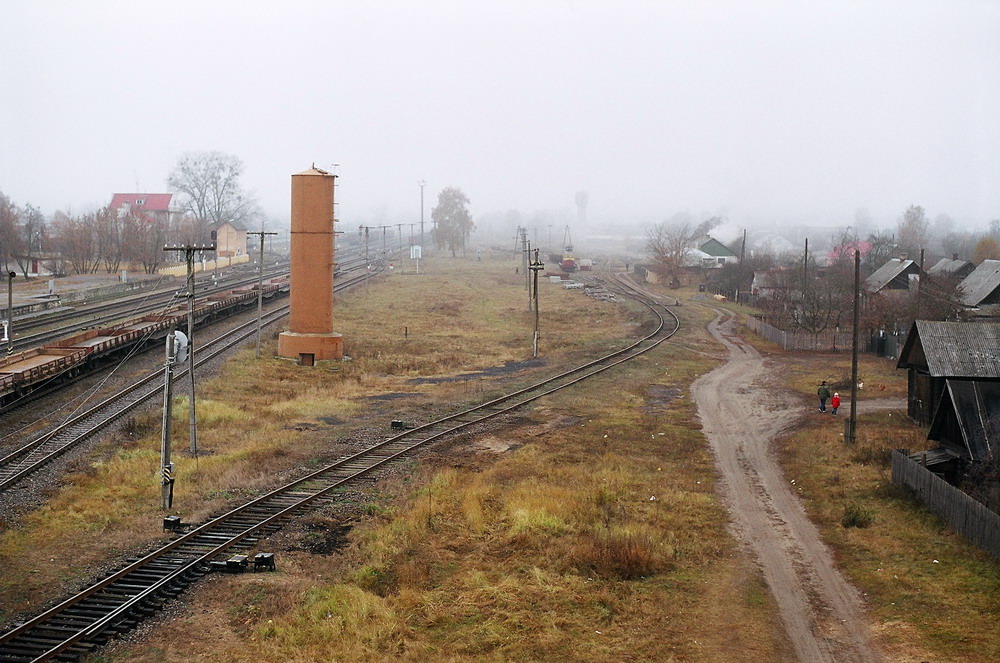 Вид станции в туманный день