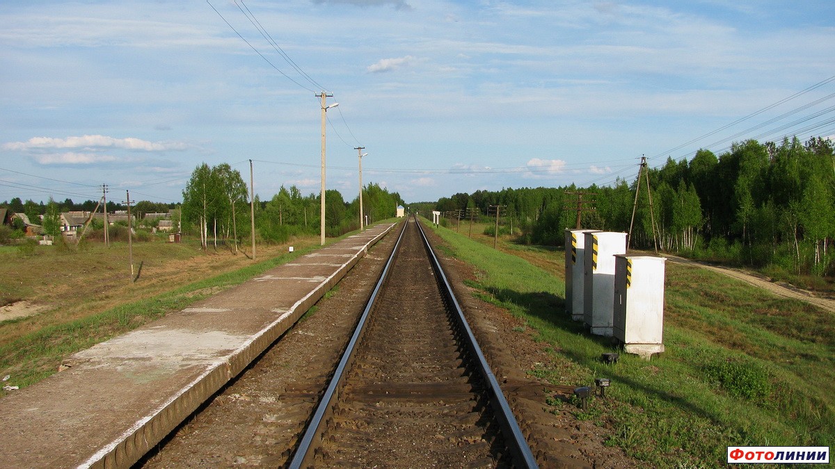 Платформа в сторону Калинковичей