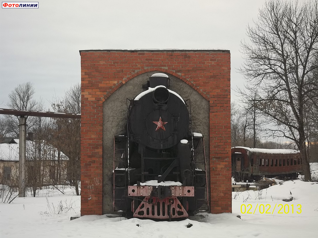 Памятник "Паровоз Л-4376" (ныне не существует)