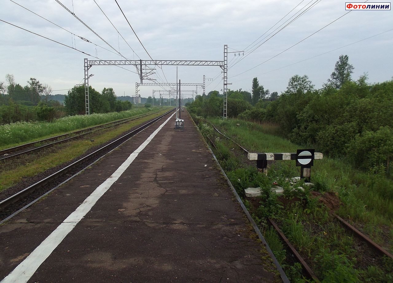 Вид в сторону Новгорода, продолжение тупикового пути