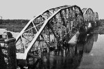 Взорванный железнодорожный мост через р.Березина