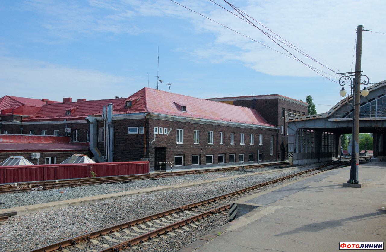 Южный вокзал, вид со стороны путей