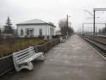 станция Ждановичи: Вид вокзала с первой платформы