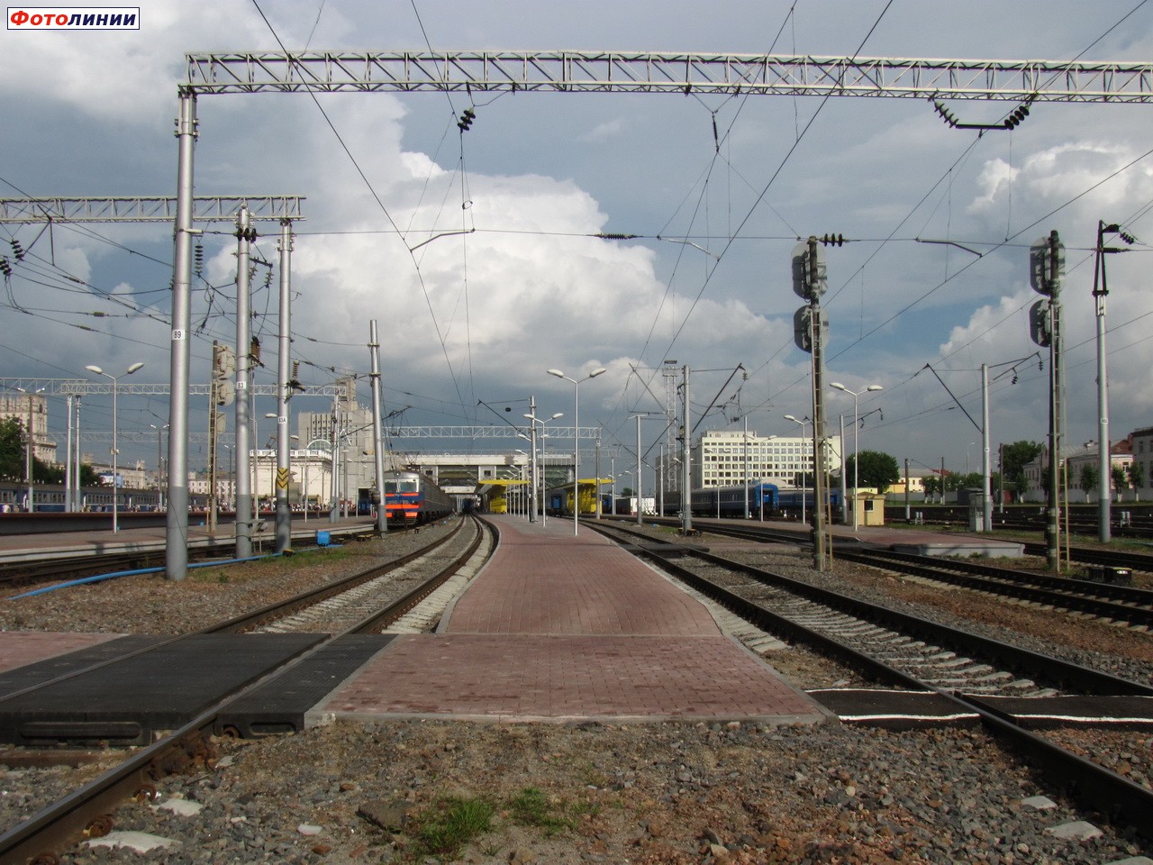 Вид 3-ей платформы в сторону Минска-Восточного/Минска-Южного