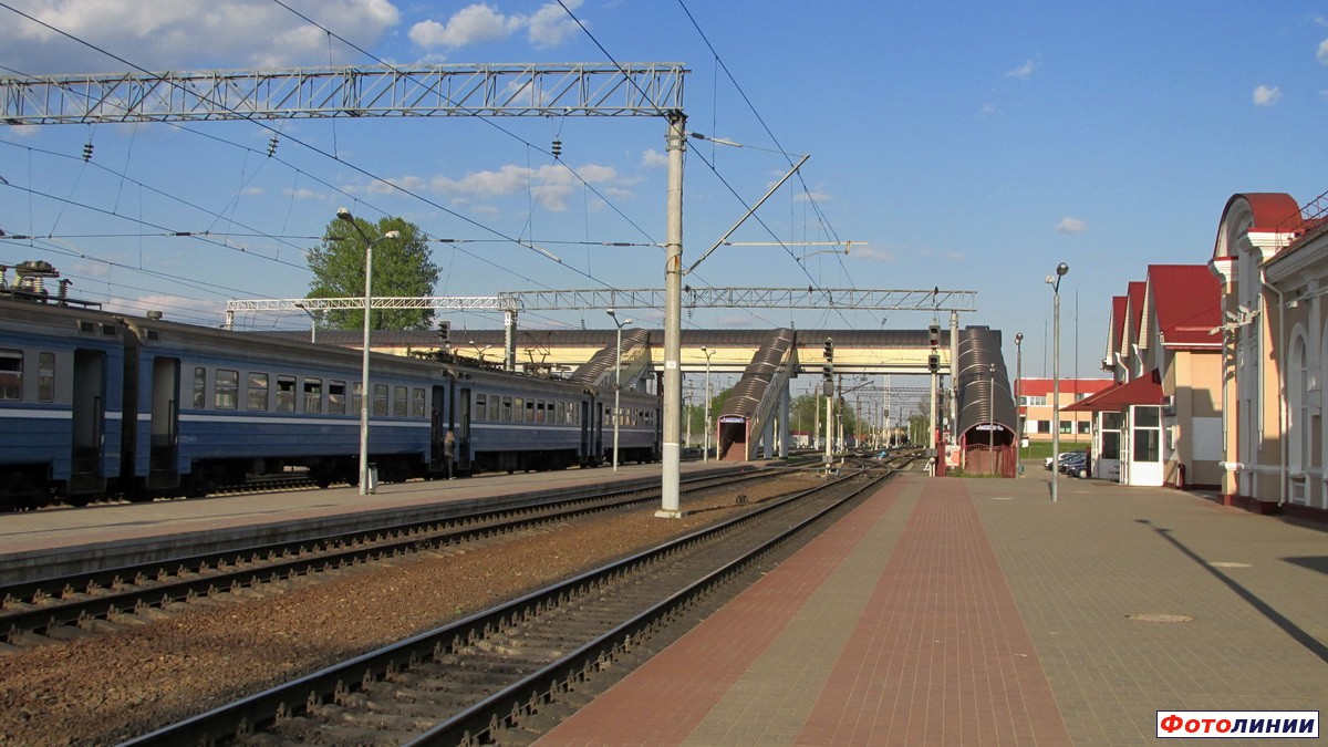 Вид с первой платформы в сторону Минска