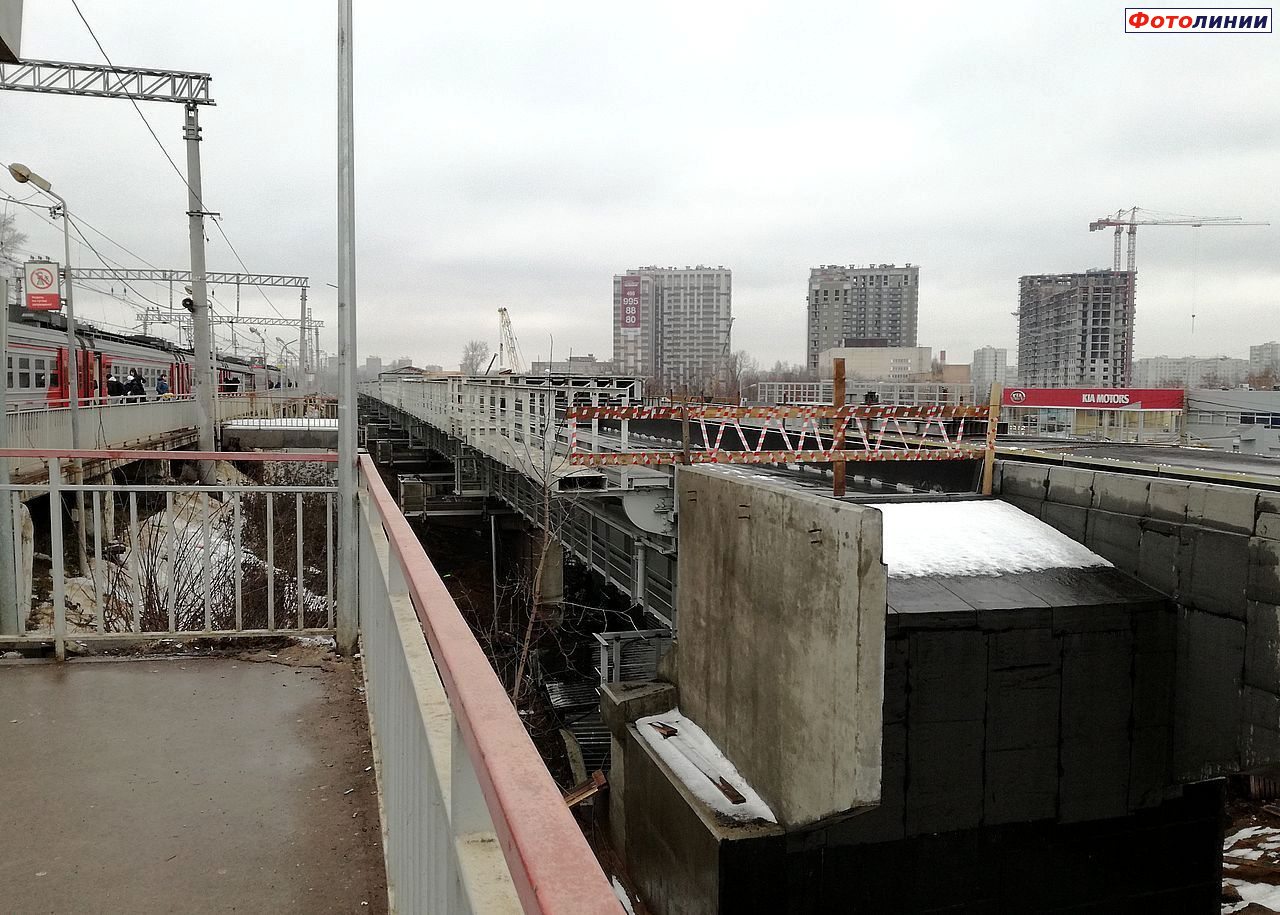 Строительство мостов для новых путей Савёловского направления, вид в сторону ст. Бескудниково
