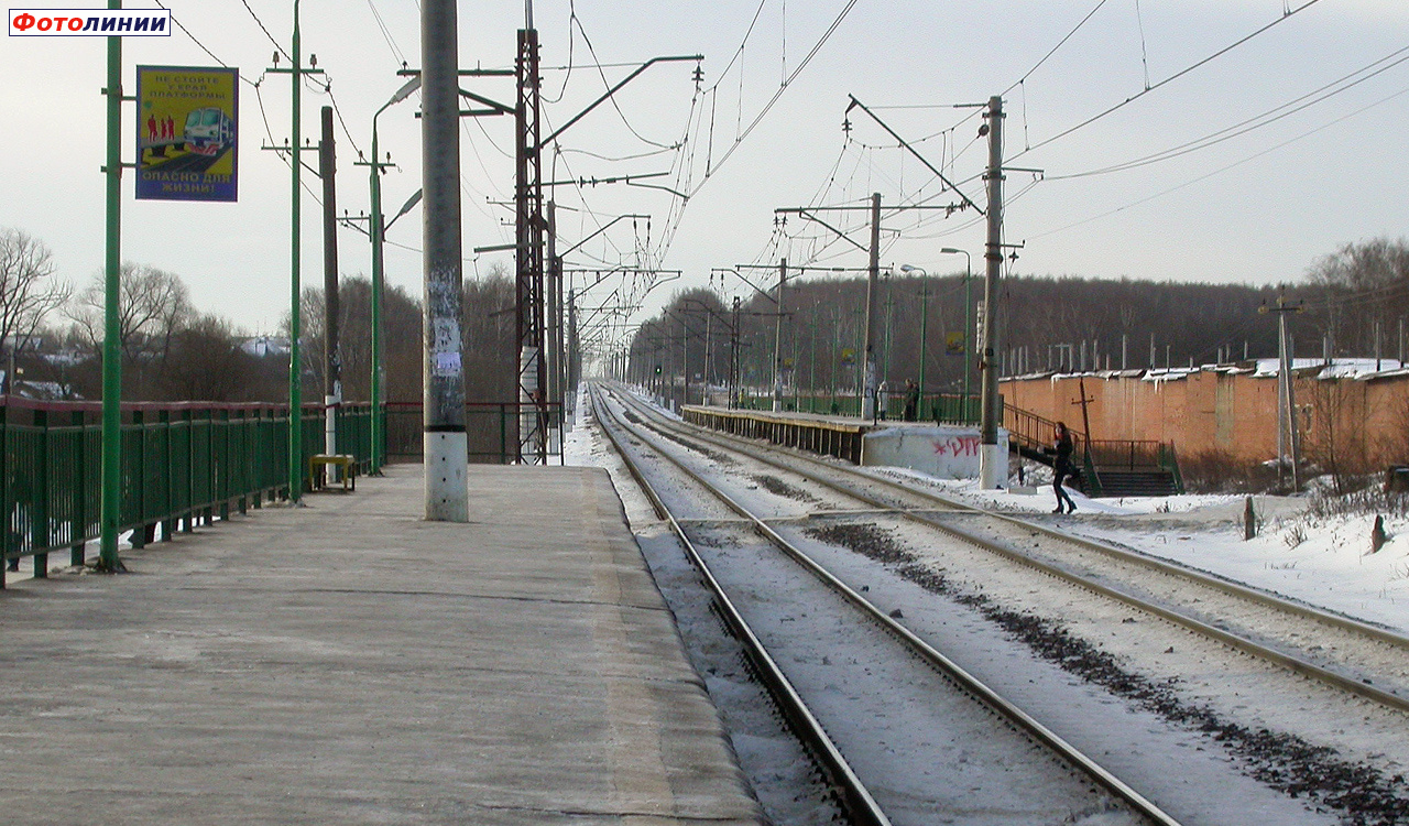 Вид со 2-й платформы в сторону Тулы