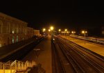 Вокзал и платформы, вид ночью