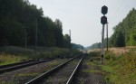 Светофоры М3 и Ч2 в горловине бывшей станции в сторону Рославля