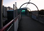 станция Брянск-Льговский: Новый крытый переходной мост: спуск в город