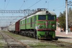 Электровооз ВЛ8-706 с поездом на ст. Нахичевань