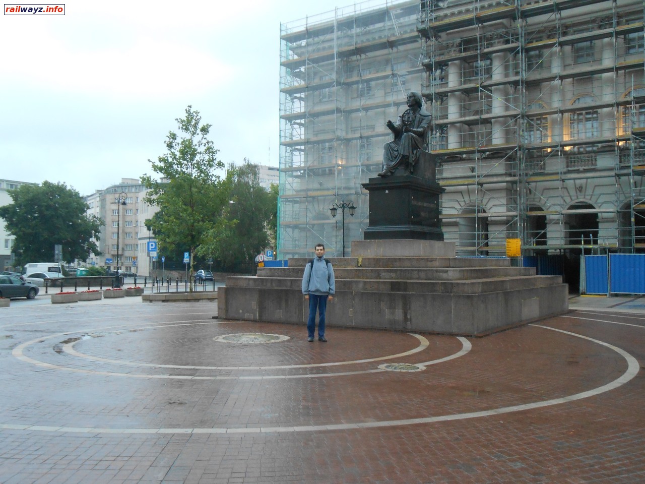 Памятник Николаю Копернику и дворец Сташица, Варшава