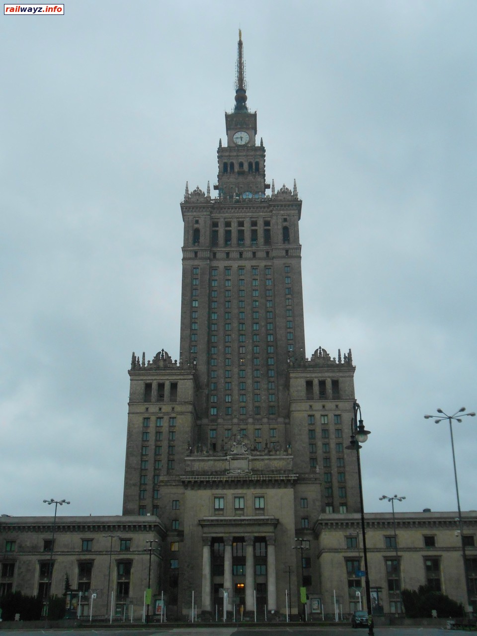 Дворец культуры, науки и искусств, Варшава