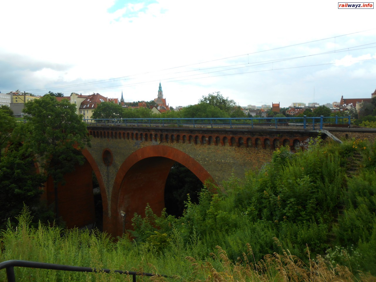 Южный виадук через Лыну и вид на старый город, Ольштын