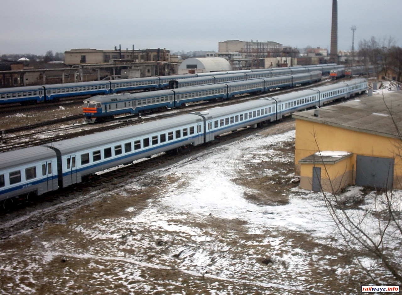Дизель-поезд ДР1Б-500 в депо Гомель