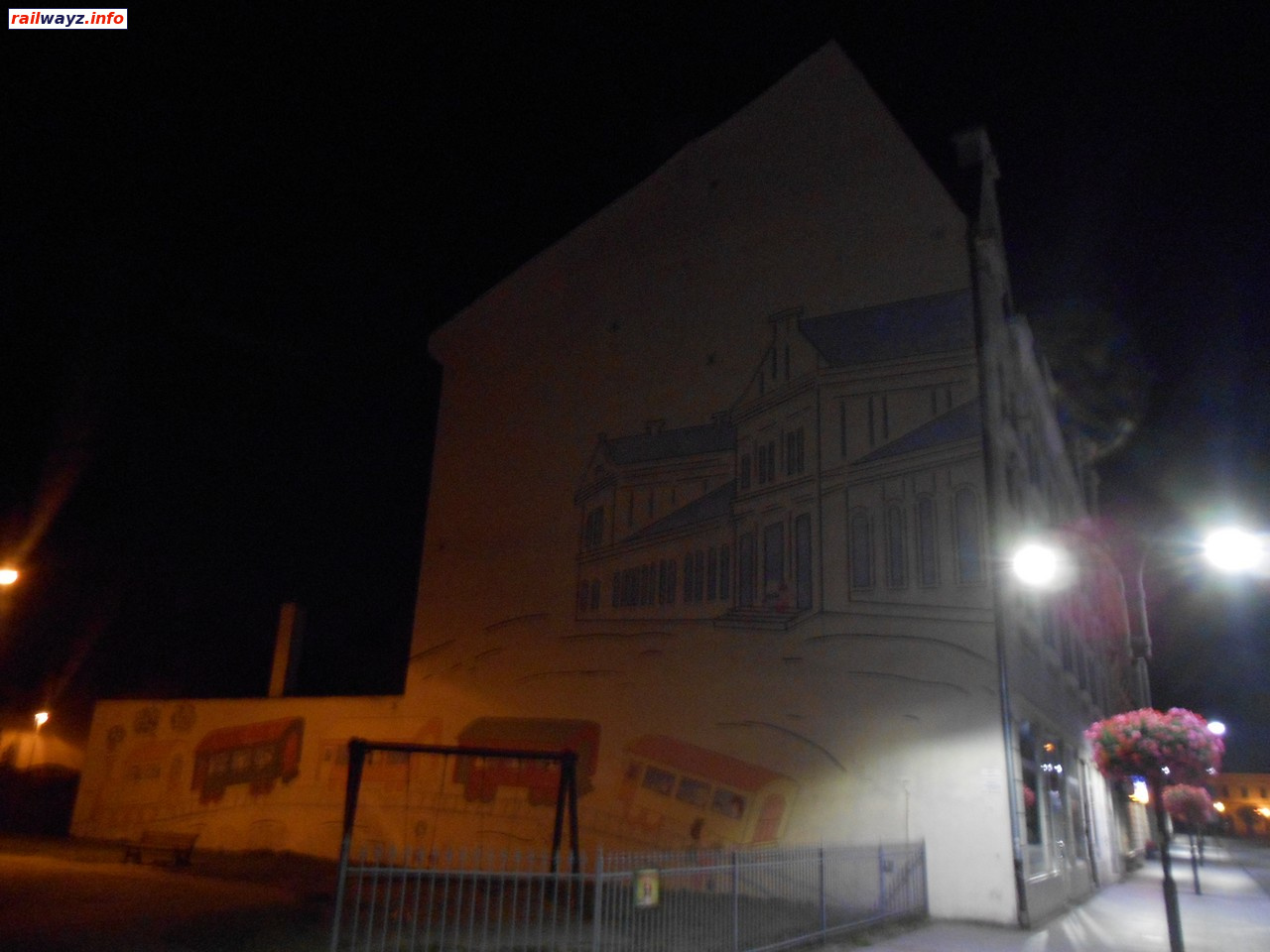 Рисунок на здании, Богумин