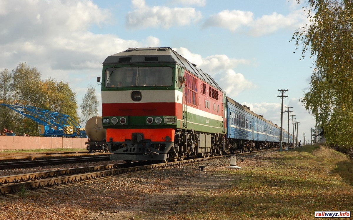 ТЭП70-0370 с поездом Коммунары - Брест