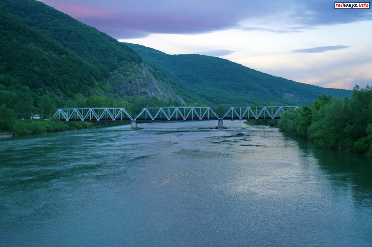 Мост через реку Тиса на перегоне Виноградово-Закарпатское - Пост 67км