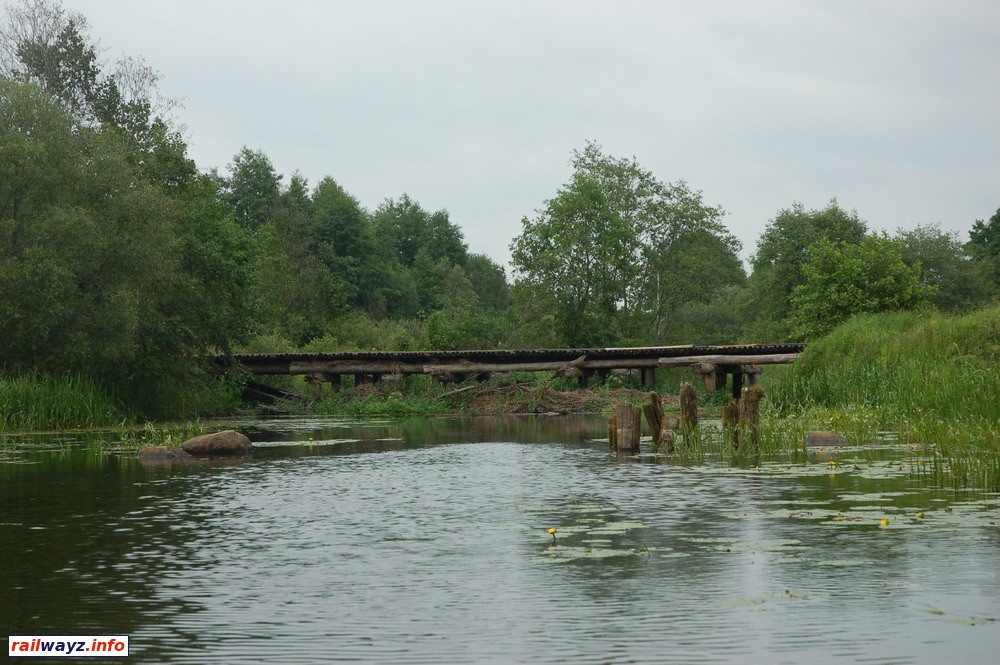 Деревянный мост близ д. Дуброва