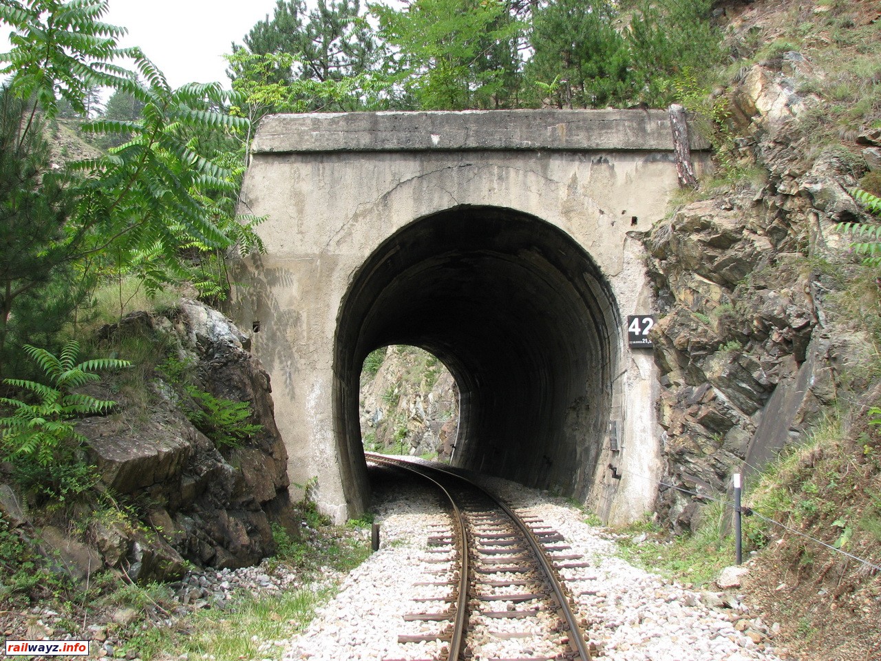 Южный портал тоннеля 42