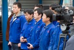 Китайские рабочие-передовики электрификации участка