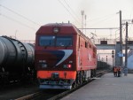 Тепловоз ТЭП70БС-018 прикрывавший электропоезд ЭС1-020 на станции Орша-Центральная