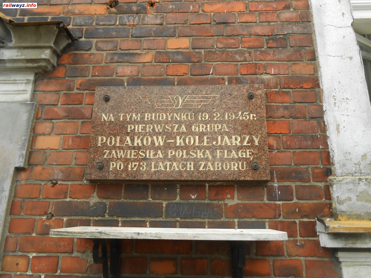 Мемориальная доска в честь восстановления власти Польши в Ольштыне