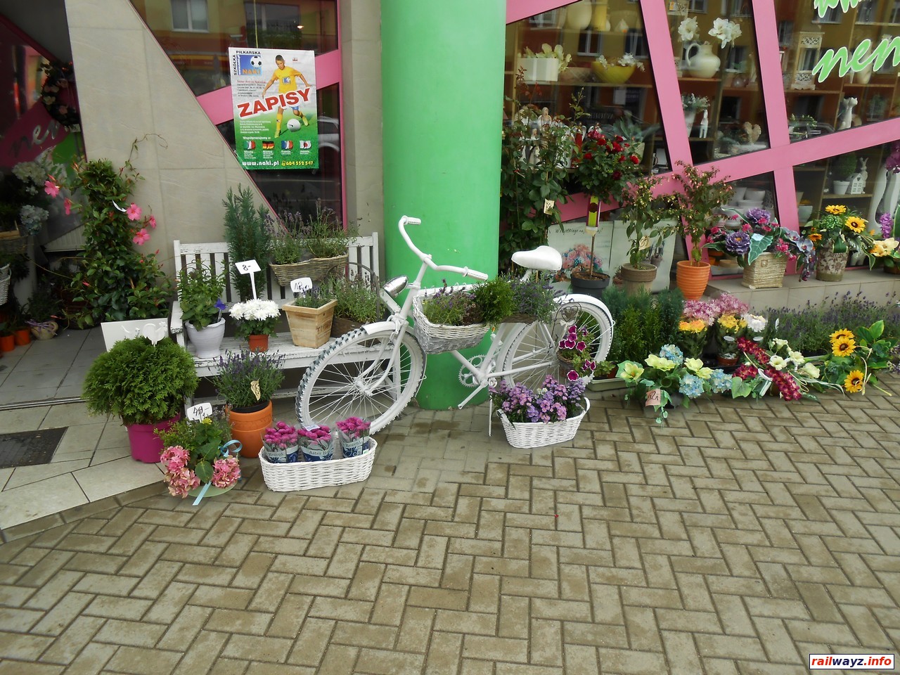 Велосипед-цветочница