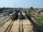 станция Шкиротава: Вид с пешеходного моста на локомотивное депо и цех ТО