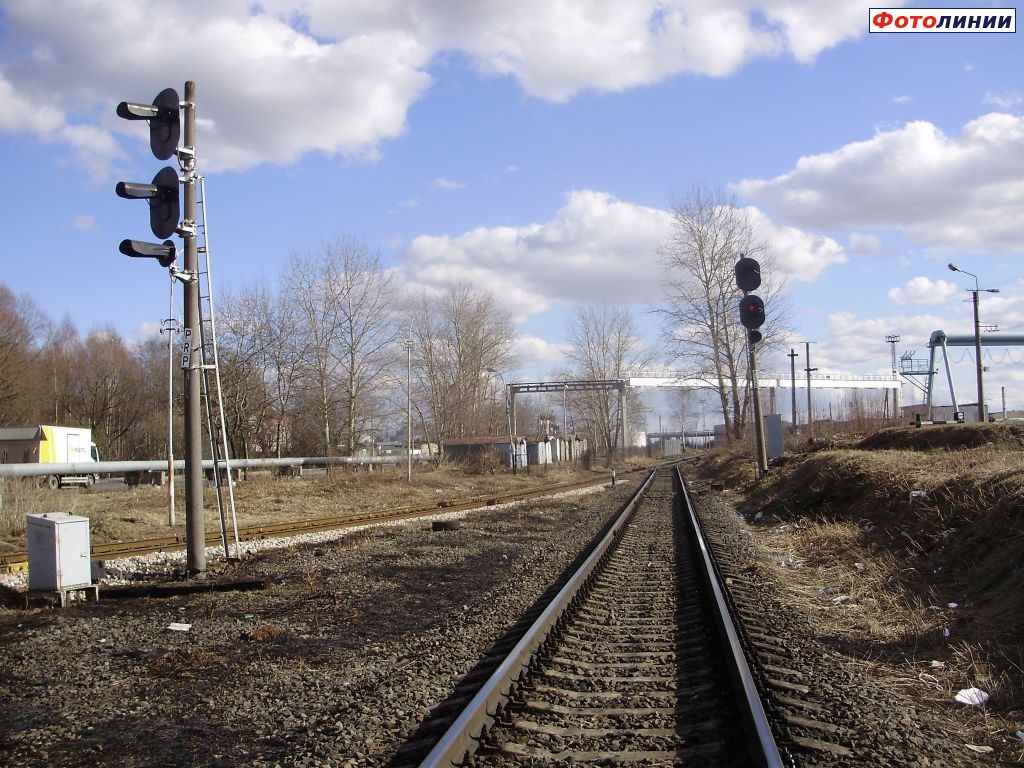 Чётный входной светофор Р30 по 30 соединительному пути из "Я" парка