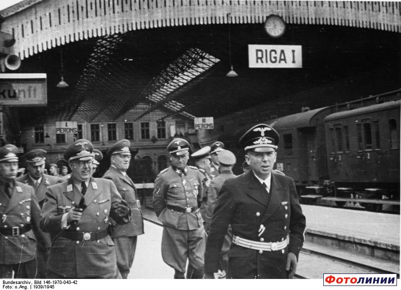 Рейхскомиссар Генрих Лозе на Рижском вокзале