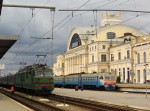 станция Харьков-Пассажирский: Здание вокзала и пассажирские платформы