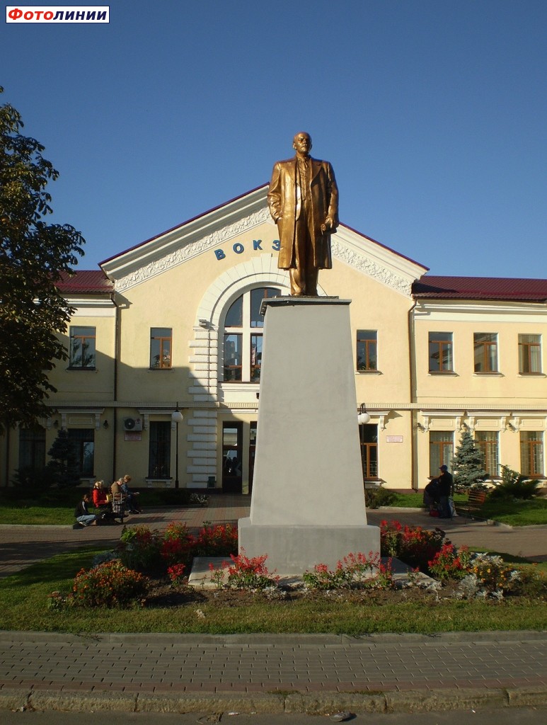 Памятник ленина ульяновск фото