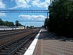 станция Крюков-на-Днепре: Вид на Користовку с начала пассажирской платформы