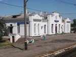 станция Золочев: Пассажирское здание