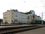 станция Купянск-Узловой: Вокзал. Вид со стороны станции