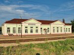 станция Пуховичи: Пассажирское здание