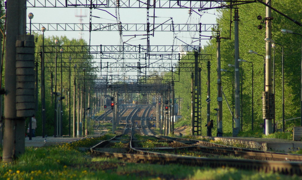 Вид платформ на фоне ст. Минск-Южный