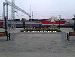 станция Рузаевка: Клумба, с выложенным из камней названием станции
