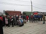 станция Мокроус: Участники Памятного мероприятия по открытию мемориальной доски Ю.И.Циттель(1939-1994) на перроне станции Мокроус