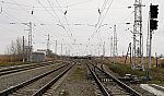 станция Каяла: Вид от платформ в сторону Ростова-на-Дону. Светофор НМ