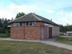 станция Купишкис: Туалет и хозяйственная постройка