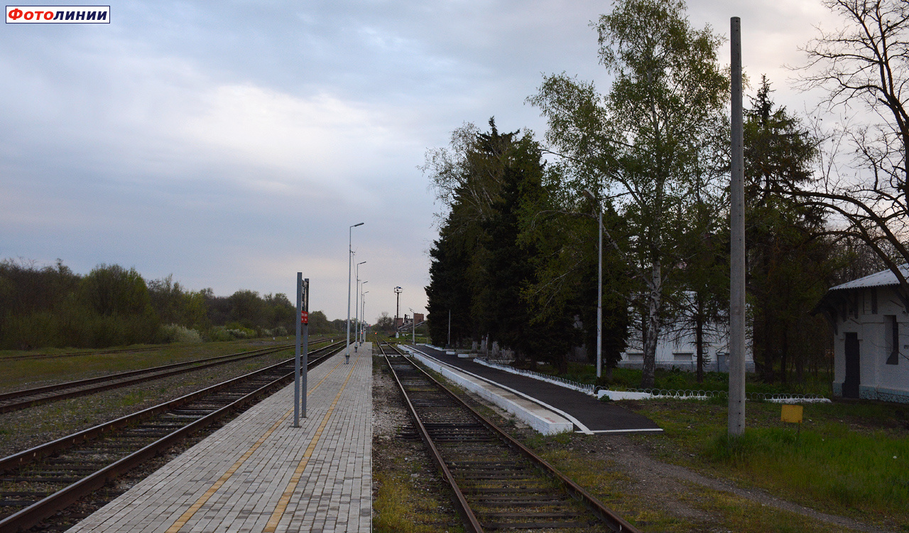 Вид с платформы в сторону Будённовска
