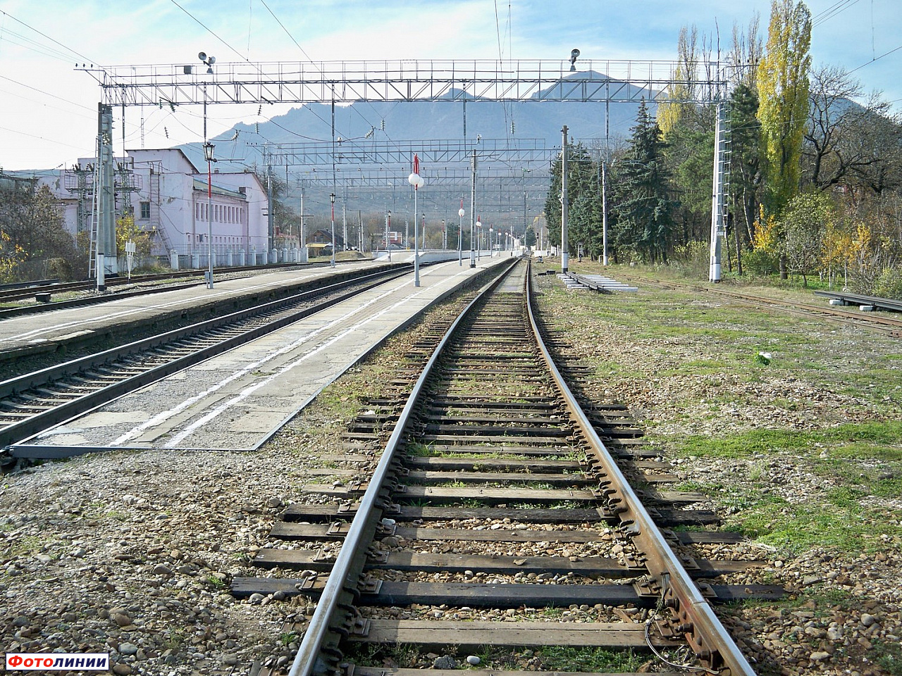 Вид платформ в сторону Пятигорска