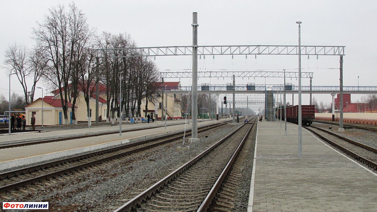 Вид с третьей платформы в сторону Жлобина